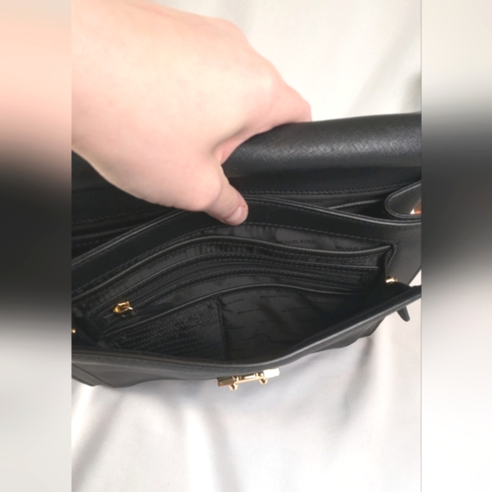 Michael Kors Essex Satchel Black Saffiano Leather Laptop Bag Briefcase Crossbody - Picture 13 of 16